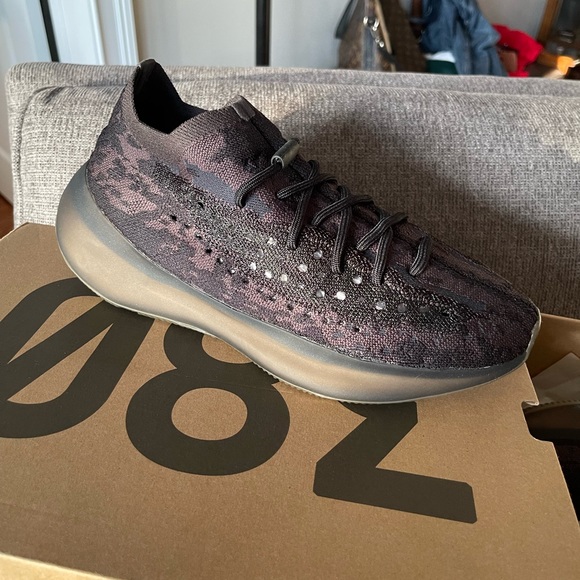yeezy 38